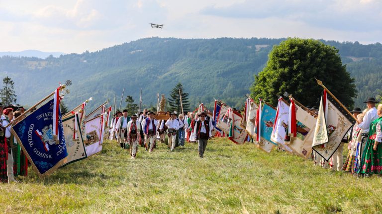 Poczty sztandarowe Związku Podhalan